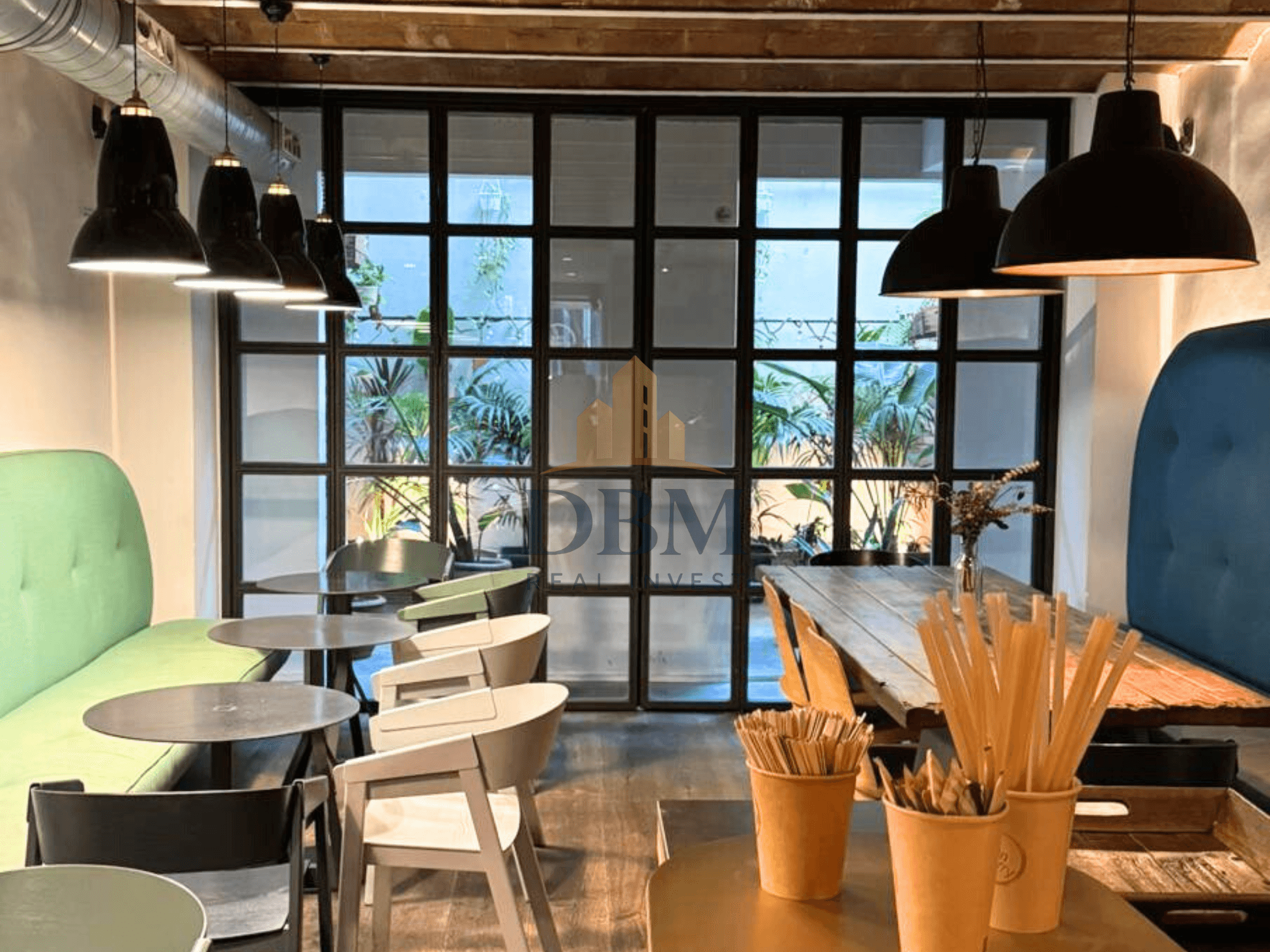 Restaurante con terraza en Enrique Granados