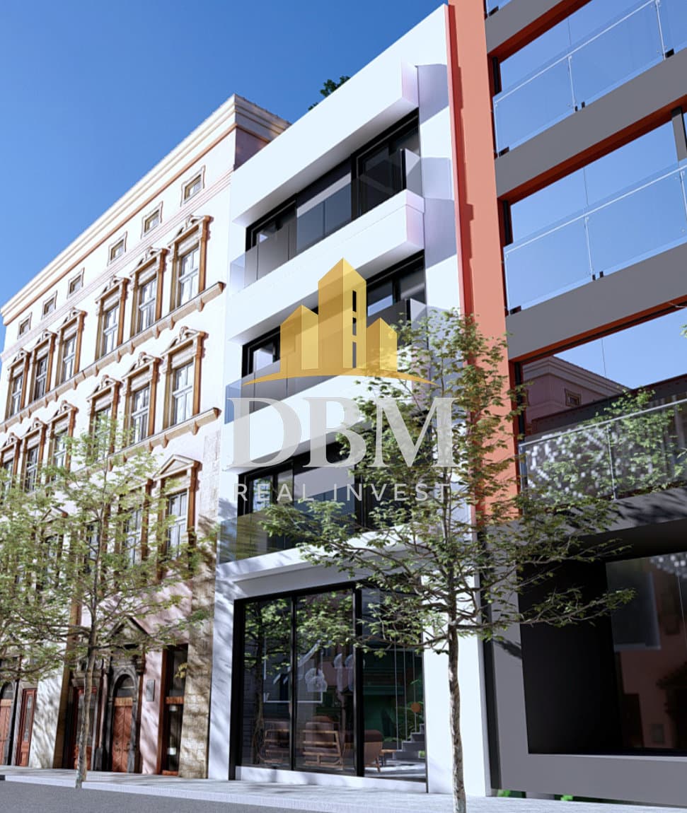 Edificio de uso mixto en venta en Calle de Pujós, Collblanc